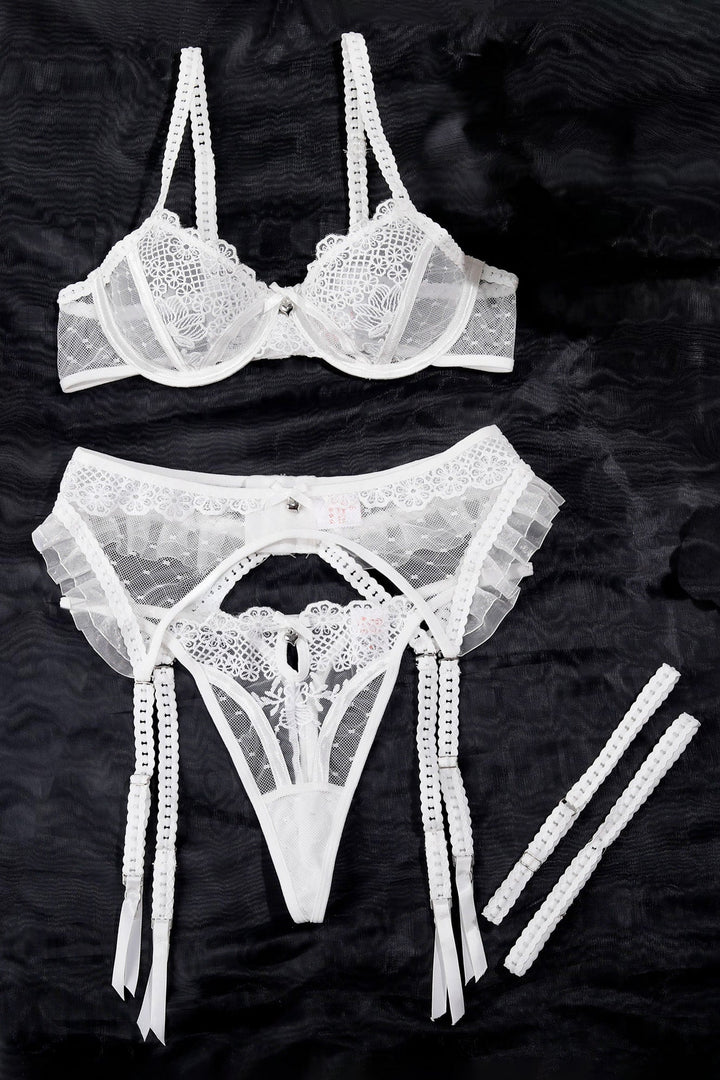 EMILIA SET WHITE